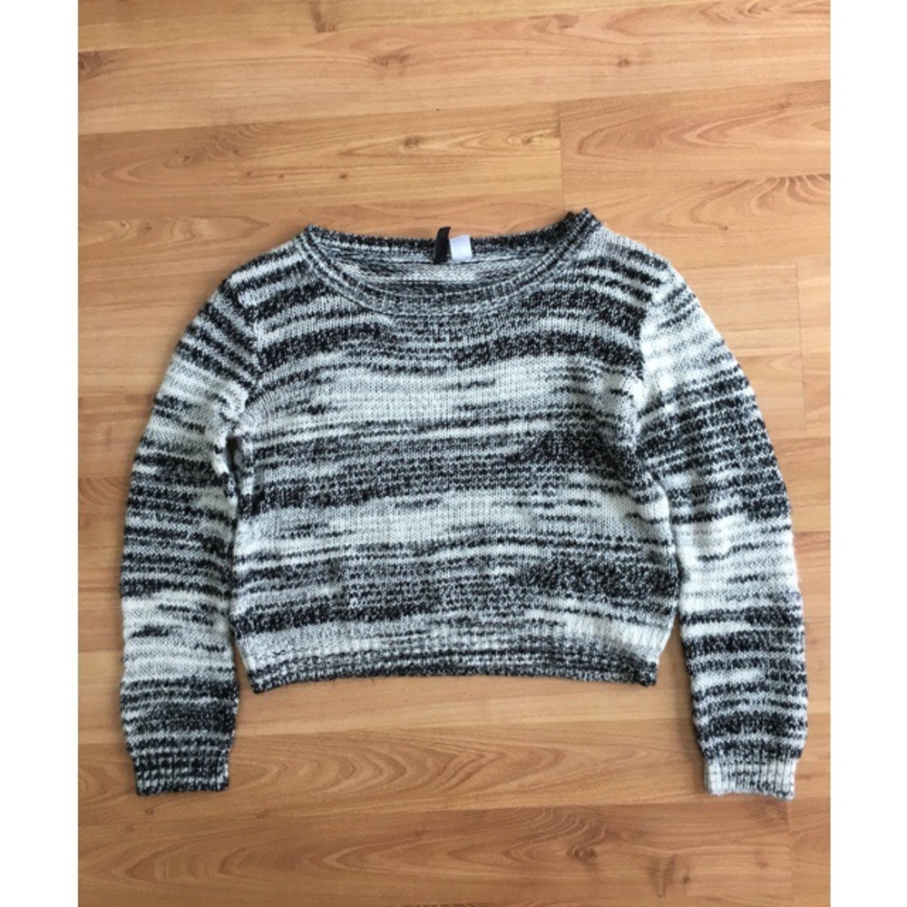 Black and White Cropped Sweater